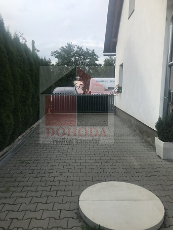 Prodej domu Zlín, Louky - 3